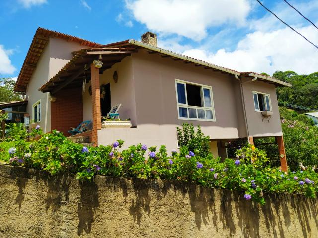 Vendo linda casa nas montanhas de Domingos Martins