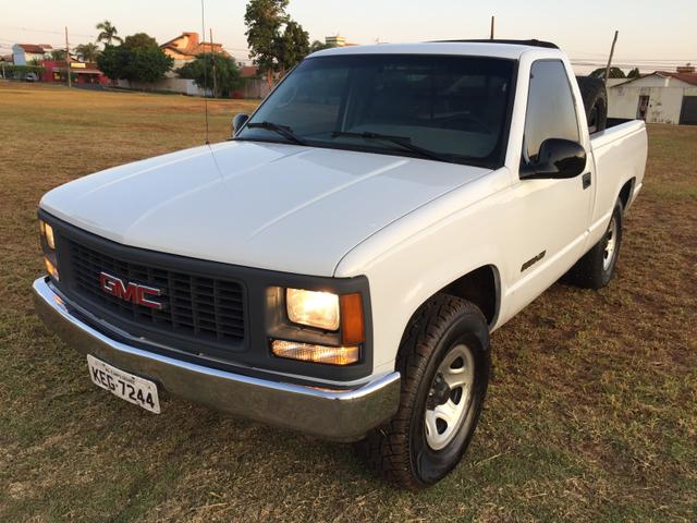 Vendo ou troco Gmc 3500 hd 2001 - Foto 2
