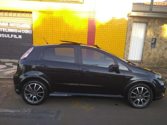 Fiat Punto BlackMotion 1.8 Flex / Automático / 5P / 2015 - Foto 6