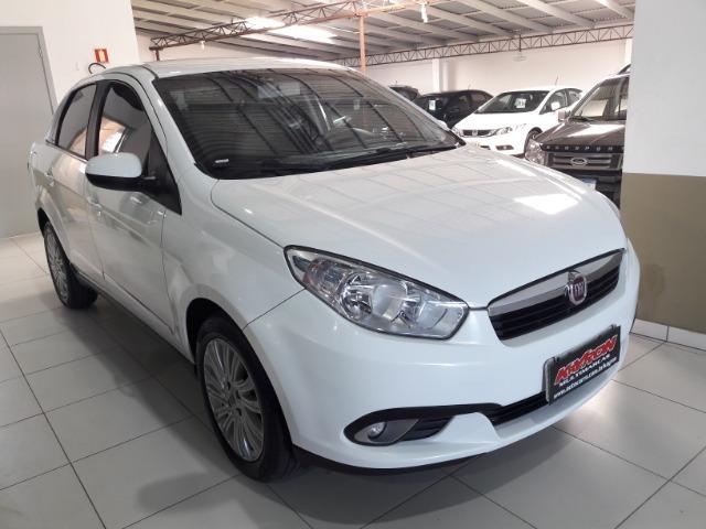 Grand siena essence 1.6 ano 2015 placa i completo roda de liga som usb air bag abs - Foto 4