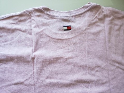 Camiseta Tommy Hilfiger  - Foto 2