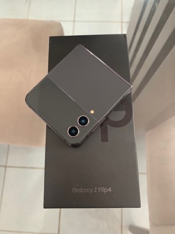 Galaxy Z Flip 4