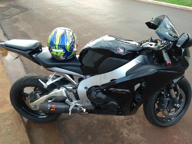 Vendo CBR 1000rr Fireblade - Foto 6