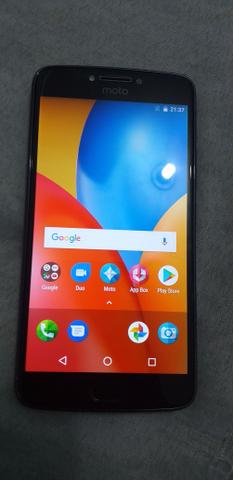 Moto e4 plus