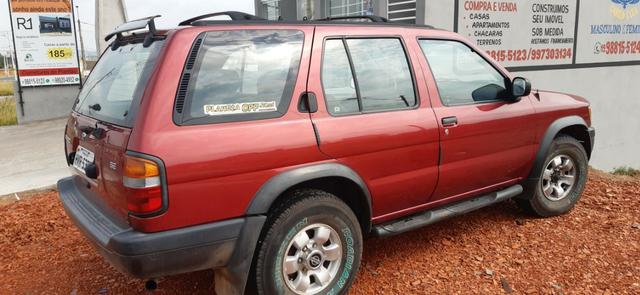 Vendo Jipe Nissan 4x4 - Foto 12