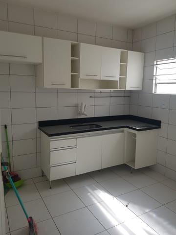 Casa duplexcom armários projetados, condomínio com apenas 8 casas - Foto 8