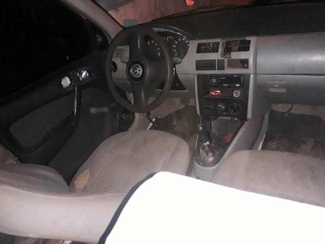 Vendo gol3 2001 valor 4.500 2 anos atrasado 16 válvula foi feito o moto não tem 4 mês - Foto 4
