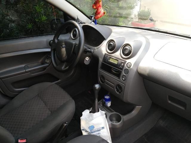 Vendo - Fiesta Hatch 2005 1.0 - Foto 7