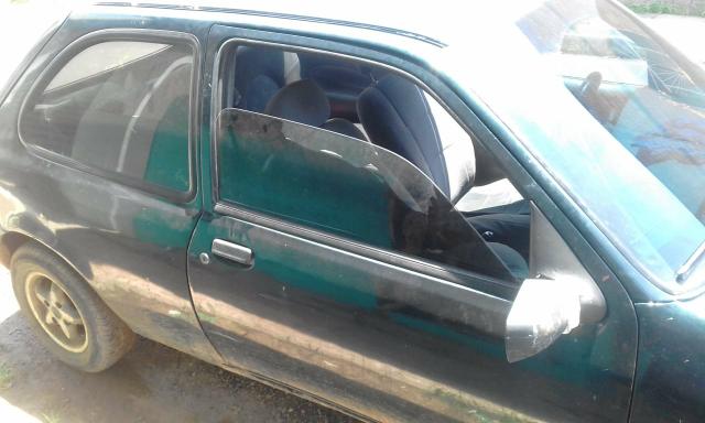Vendo ou troco Ford festa 97