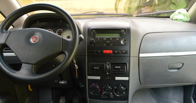 Fiat Idea 1.4 Flex/GNV em ótimo estado - Foto 16
