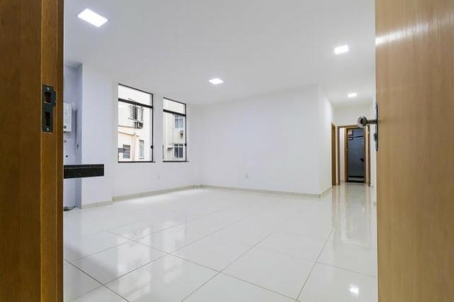 Centro da Cidade 2 qtos 75m² iptu,prédio com elevador (Reformado) - Foto 2