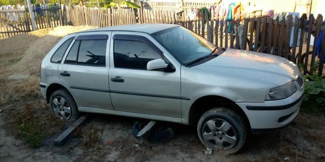 Vende-se um gol G3 Ap 1.6 precisando de retifica