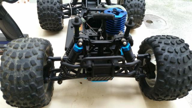 Redcat Racing Volcano S30 Nitro Truck, Red, 1/10 Scale - Foto 6