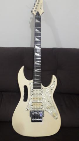 Só hj guitarra Strinbeg + cubo meteoro 30w - Foto 2
