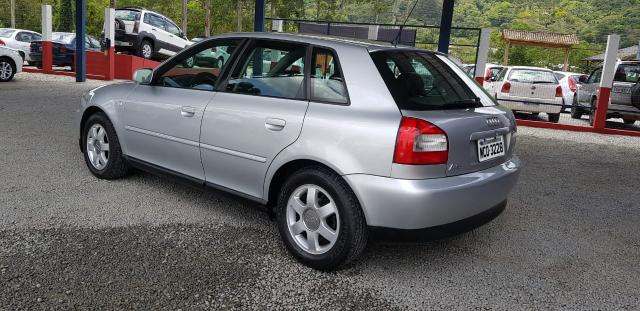 Audi A3 2003 1.8 manual - Foto 2