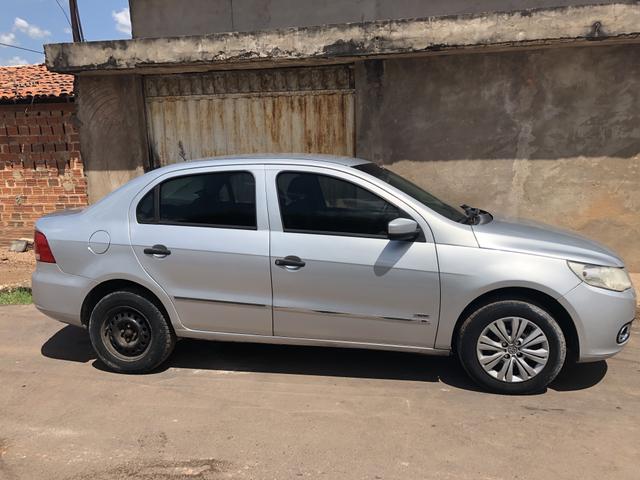 Vendo ágio de Voyage 2011/2012 prata 1.6 completo - Foto 2