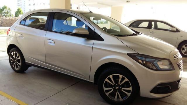 Onix 2015 LTZ - Prata