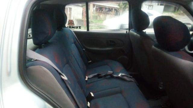 Vendo Clio RL 1.0 8V. ano 2000 - Foto 9