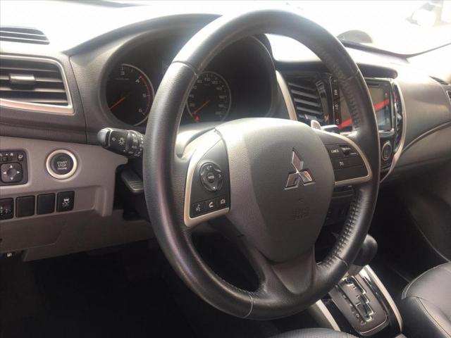 MITSUBISHI L200 TRITON 2.4 16V TURBO DIESEL SPORT HPE TOP CD 4P 4X4 AUTOMÁTICO - Foto 3