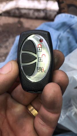Controle para Portão instalado
