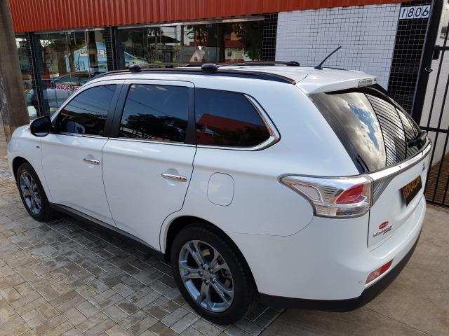 Outlander GT 4WD 3.0 V6 Aut. 2015 - Foto 5