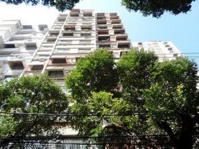 Apartamento com 2 dormitórios para alugar, 90 m² por R$ 700,00/mês - Jardim Icaraí - Niter