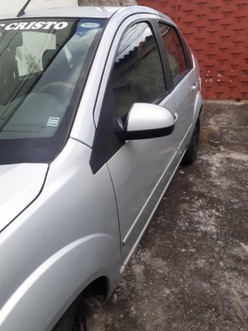 Ford Fiesta 1.0 - Foto 8