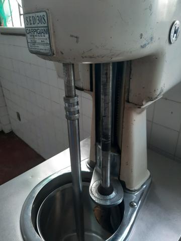 Vendo máquina de sorvete - Foto 6