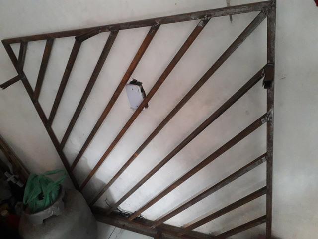 Vendo uma grade de casa para janela - Foto 3