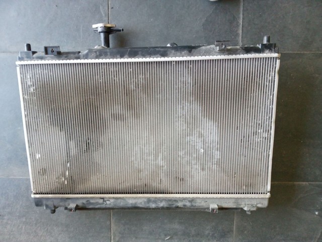 Radiador de água Honda W-rv (Cz223000-5900) - Foto 5