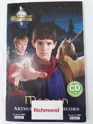 Livro Merlin Arthur And The Unicorn - BBC