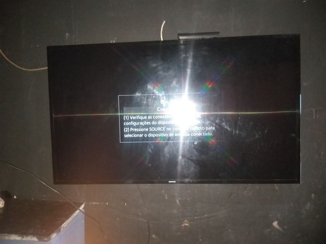 TV Samsung 45 Polegada Com Defeito Na Tela 