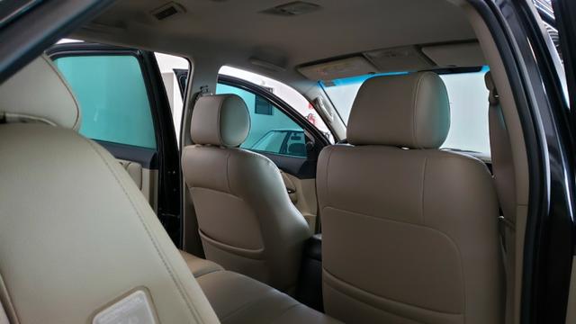Hilux Sw4 7 Lugares Diesel 4x4 - Foto 10