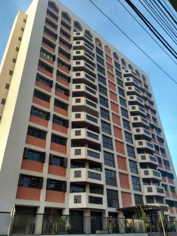 Apartamento no Centro - Edifício Bavária