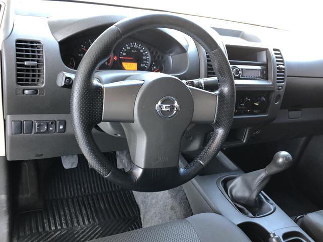 FRONTIER XE 2013 4x4 190 CV CAPA DE REVISTA - Foto 12