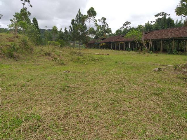Permuta terreno para chacrinha de 6 mil medindo 30 x 200 de fundos