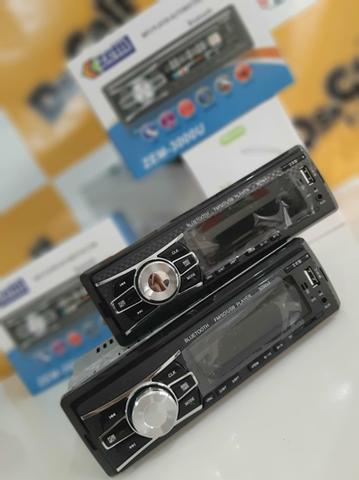 Som automotivo** Bluetooth e controle remoto