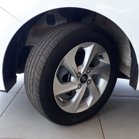 Hyundai HB20S Premium 1.6AT 2016/2016 - Foto 9