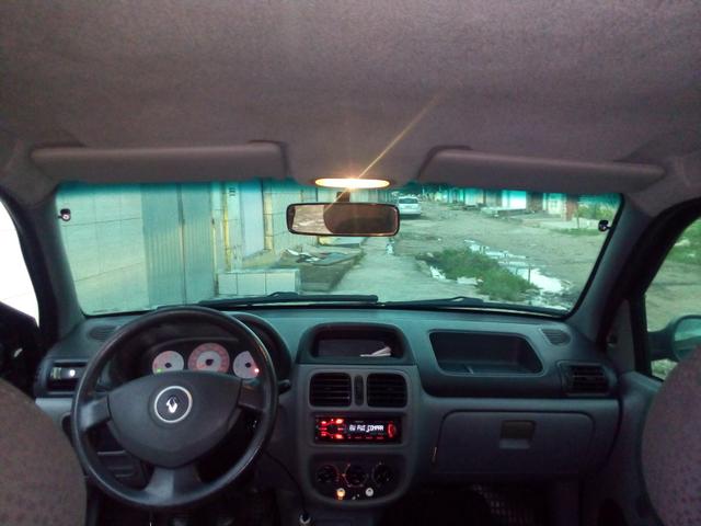 Clio 2009/2010 - Foto 3