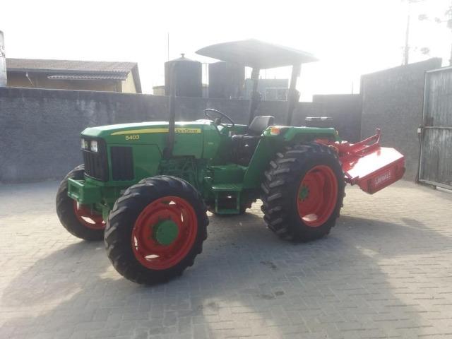 John Deere 5403 Ano:2008 - Foto 2