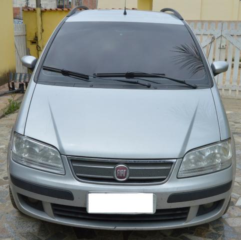 Fiat Idea 1.4 Flex/GNV em ótimo estado