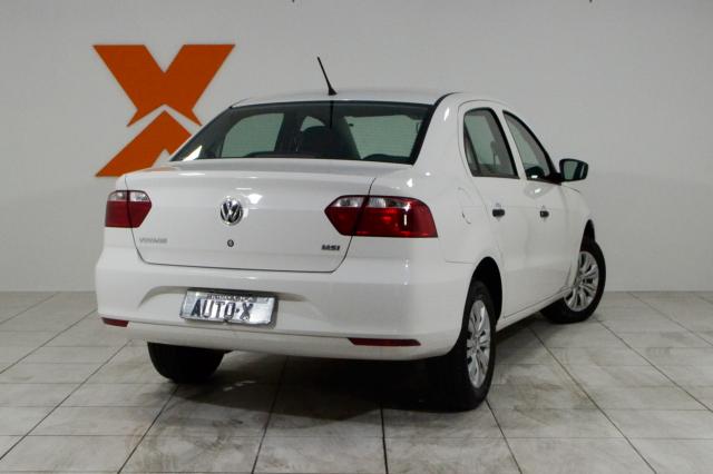 VolksWagen VOYAGE Trendline 1.6 T.Flex 8V 4p - Branco - 2018 - Foto 3