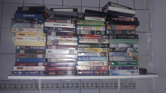 Fitas vhs vídeo cassete tem mais de 100