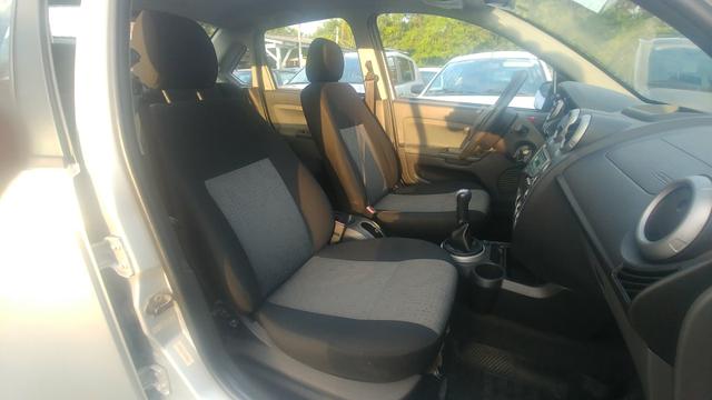 Fiesta Sedan SE 1.6 8v Completo ( r$ 3.000 abaixo da fipe) - Foto 7