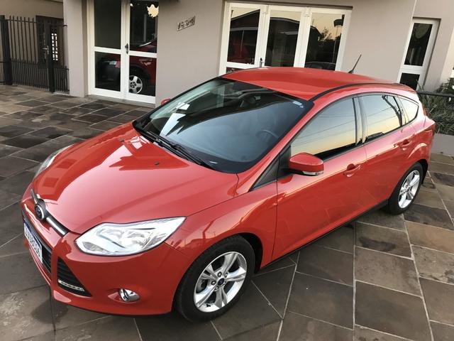 Ford Focus SE Manual 2015 - Foto 3