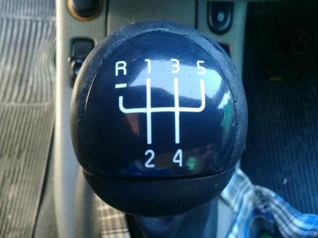 Clio Sedan 2004 1.6 16V Completo - VENDO OU TROCO POR CELTA OU PALIO - Foto 13