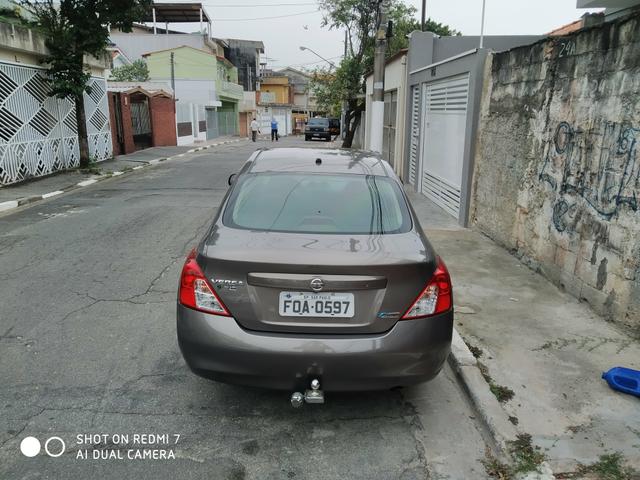 Nissan Versa S 1.6 16v 2014 (venda e troca)