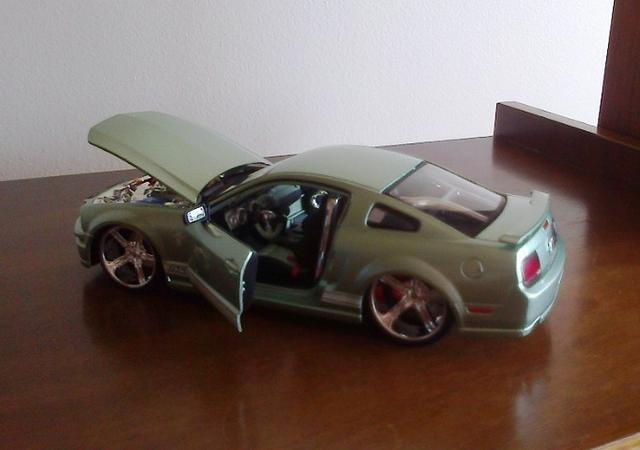 Mustang GT 2006 Maisto Pro Rodz 1/24 - Foto 5