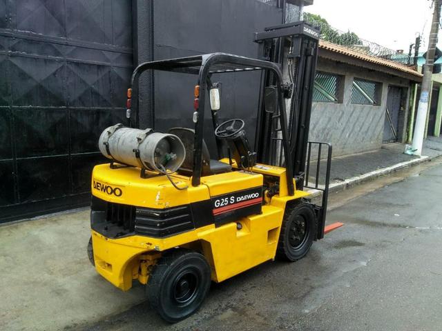 Empilhadeira Daewoo G-25S