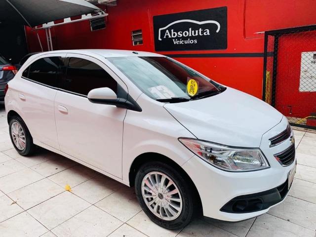 Onix 2013 lt 1.0 flex completo + kit multimídia, carro impecável !!! - Foto 3